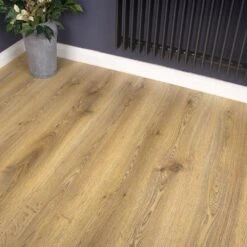 Krono Original Brissac Oak - Eurohome Vario+ 12mm Laminate Flooring (182127) -Flooring Materials brissac oak eurohome vario 12mm laminate flooring 182127 p68592 173625 image