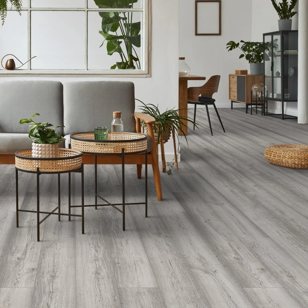 Krono Original Dartmoor Oak - Eurohome Vario+ 12mm Laminate Flooring (169973) 3 Krono Original Dartmoor Oak - Eurohome Vario+ 12mm Laminate Flooring (169973) - Image 3
