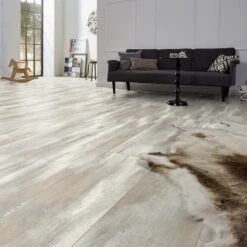 Kronotex Hela Oak - Mega Plus Super-Wide 8mm Laminate Flooring (221383)