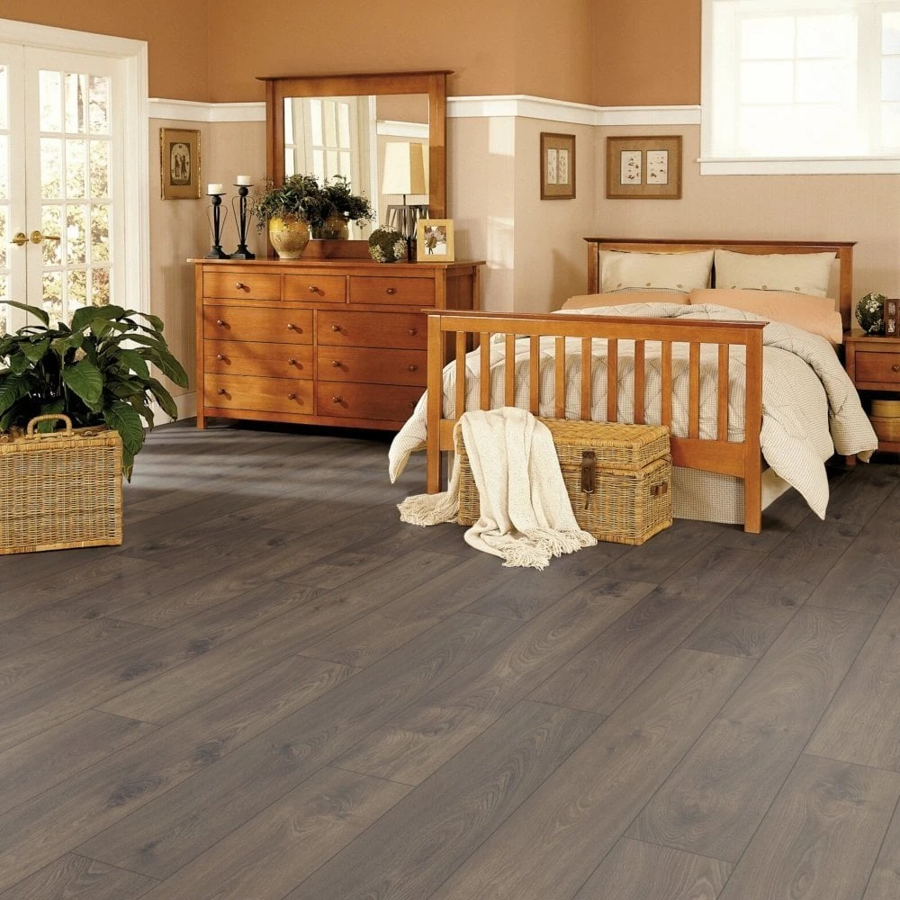 Swiss Krono Leysin Oak - Solid Chrome 12mm Laminate Flooring (218895) 1 Swiss Krono Leysin Oak - Solid Chrome 12mm Laminate Flooring (218895)
