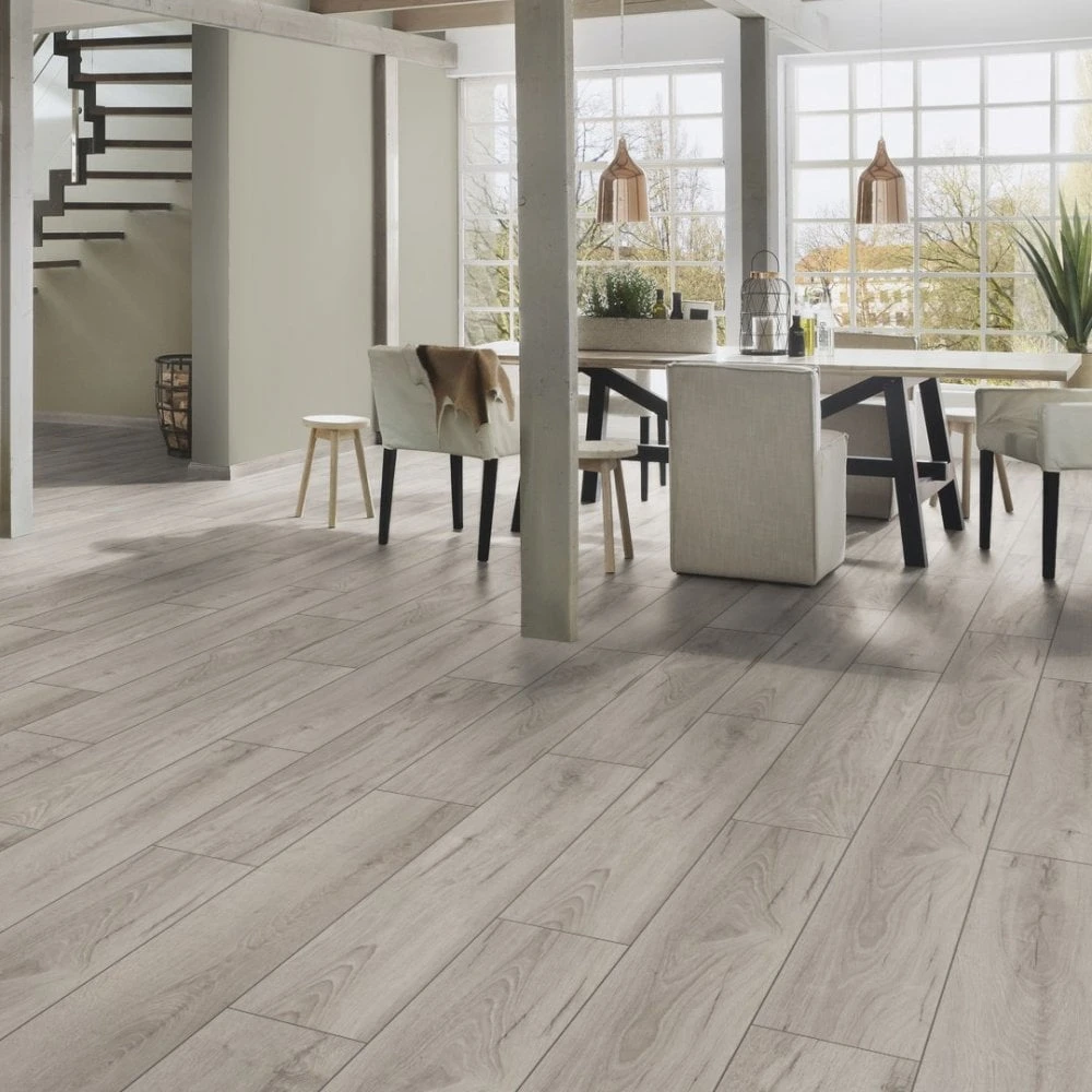 Krono Original Longbow Oak - Supernatural Classic 8mm Laminate Flooring (249786) 4 Krono Original Longbow Oak - Supernatural Classic 8mm Laminate Flooring (249786) - Image 4
