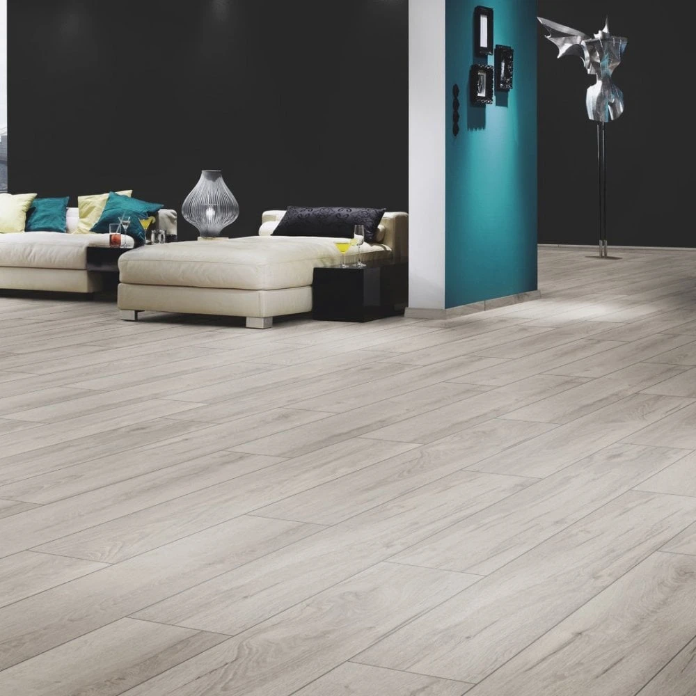 Krono Original Longbow Oak - Supernatural Classic 8mm Laminate Flooring (249786) 5 Krono Original Longbow Oak - Supernatural Classic 8mm Laminate Flooring (249786) - Image 5