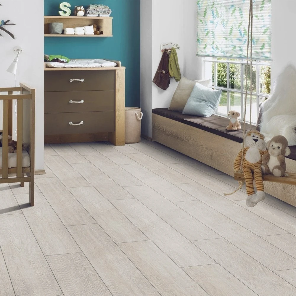 Krono Original Vario Supernatural 8mm Atlas Oak Laminate Flooring (KO31) 1 Krono Original Vario Supernatural 8mm Atlas Oak Laminate Flooring (KO31)